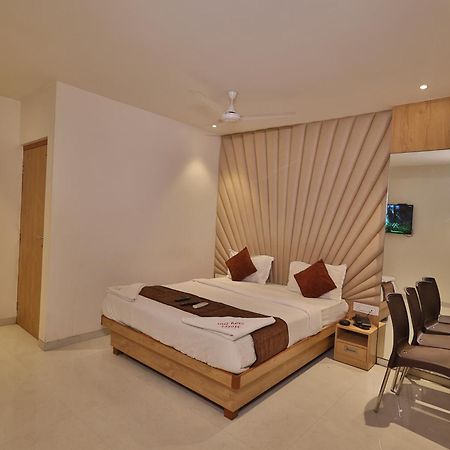 Hotel Stay Inn Нави Мумбай Екстериор снимка