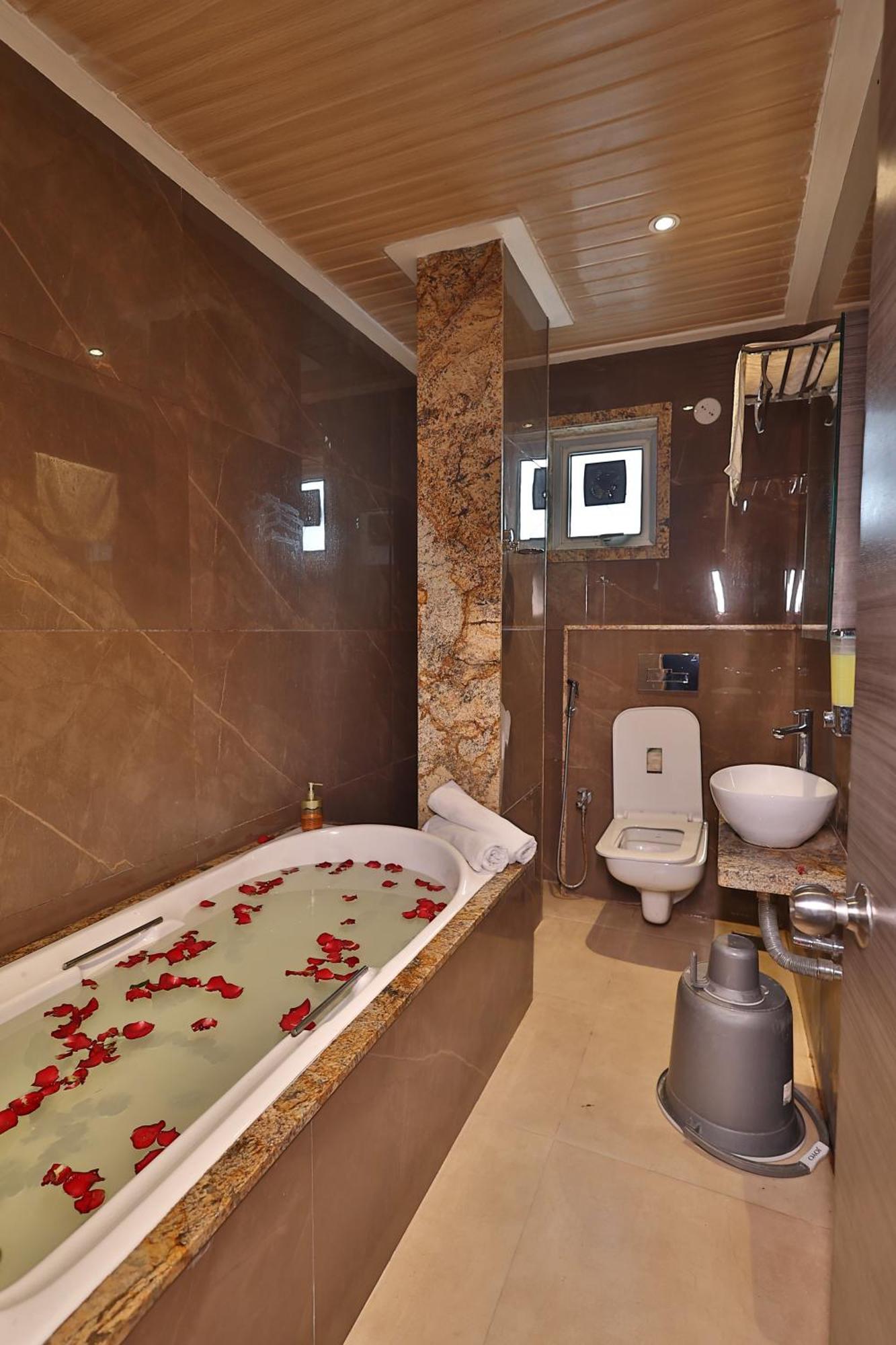 Hotel Stay Inn Нави Мумбай Екстериор снимка