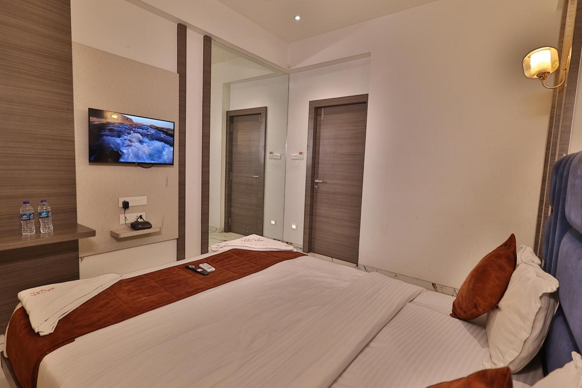 Hotel Stay Inn Нави Мумбай Екстериор снимка